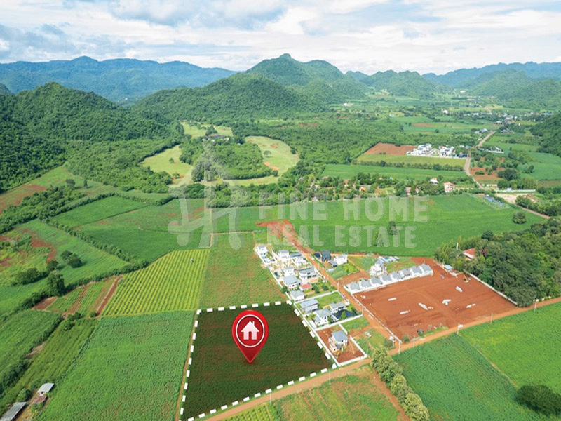 اشتري الان ارض تجارية زاويه وشارعين موقع مثالى